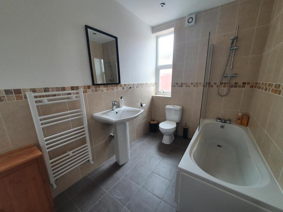 One Bed Apartment With Sofa Bed Llandudno Luaran gambar
