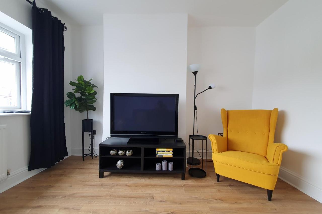 One Bed Apartment With Sofa Bed Llandudno Luaran gambar