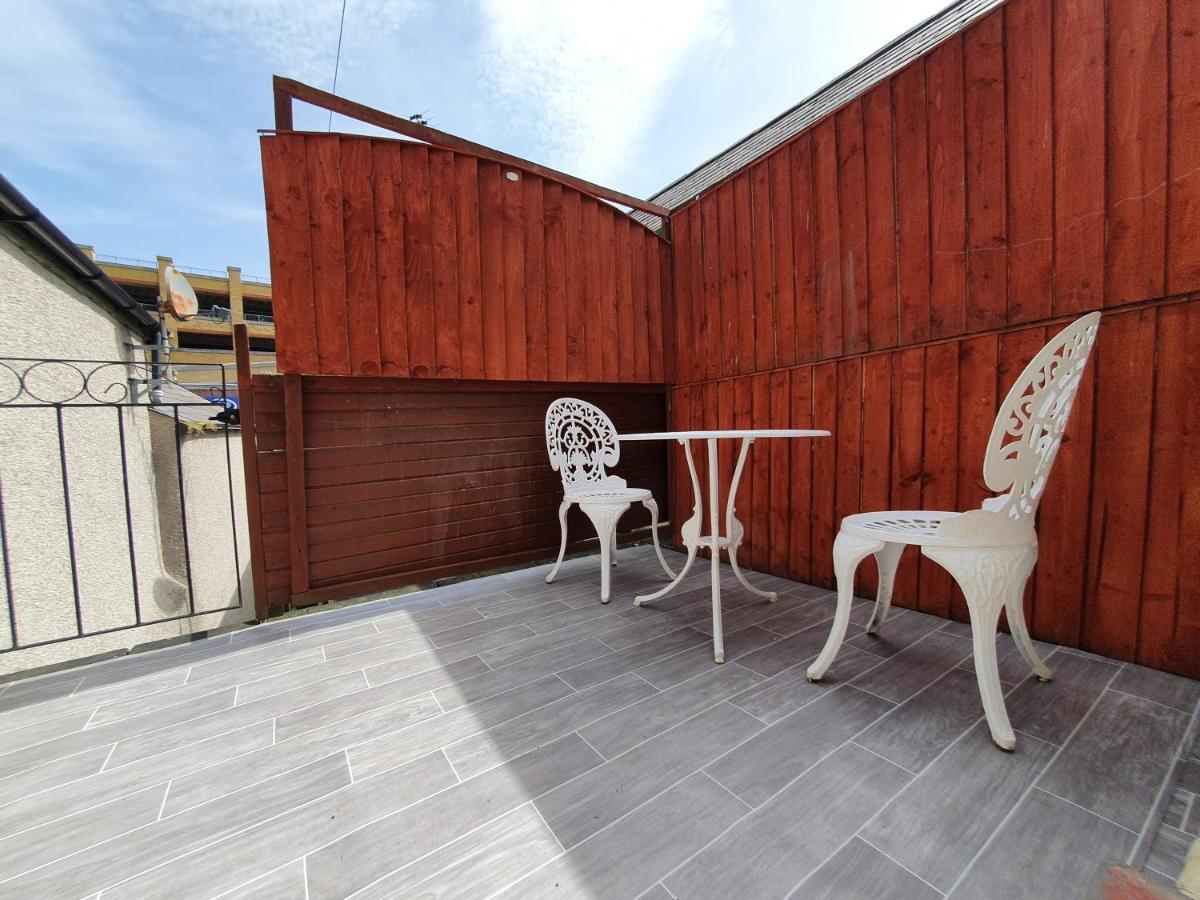 One Bed Apartment With Sofa Bed Llandudno Luaran gambar